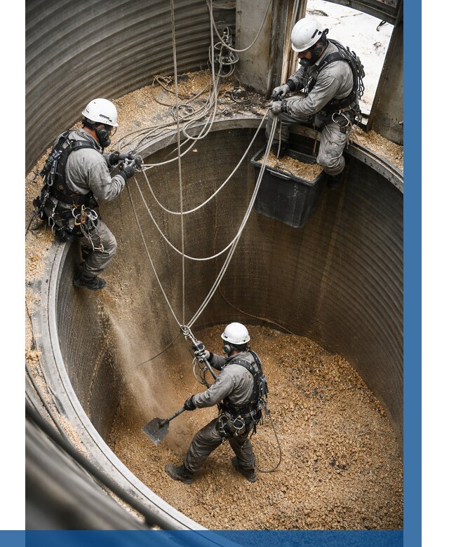 Чистка зерновых бункеров в Лесне от 12474 р. | ВЫСОТНИК-Лсн